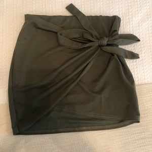 Super cute skirts!